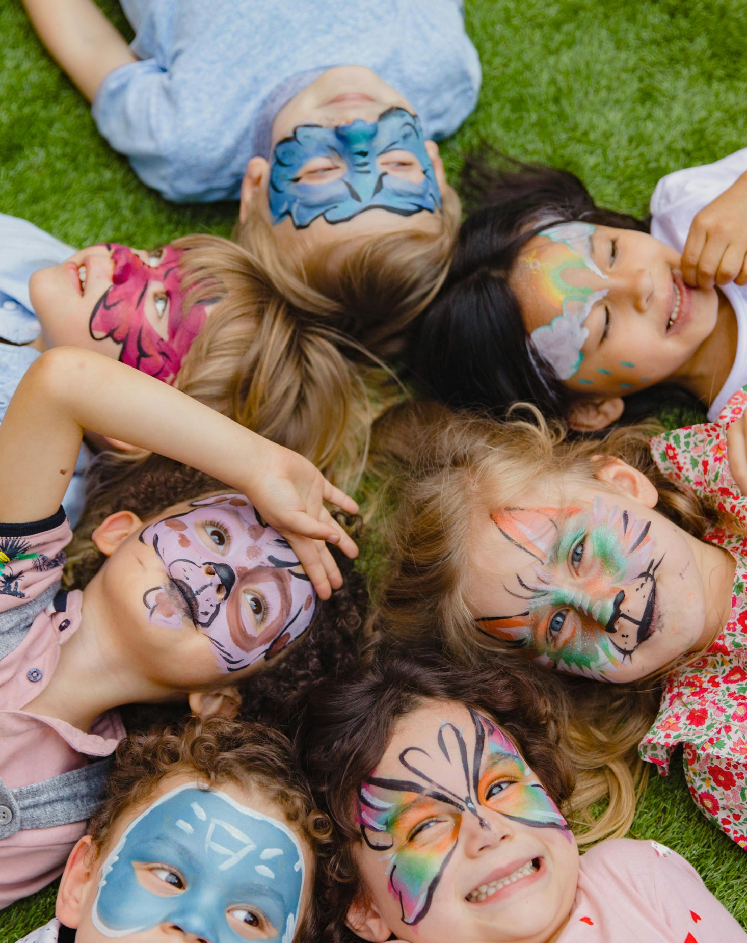 At KIS, we love bringing our community together through a variety of events held throughout the school year. These events are organized by both the school and outside groups and are a great way to celebrate and connect.